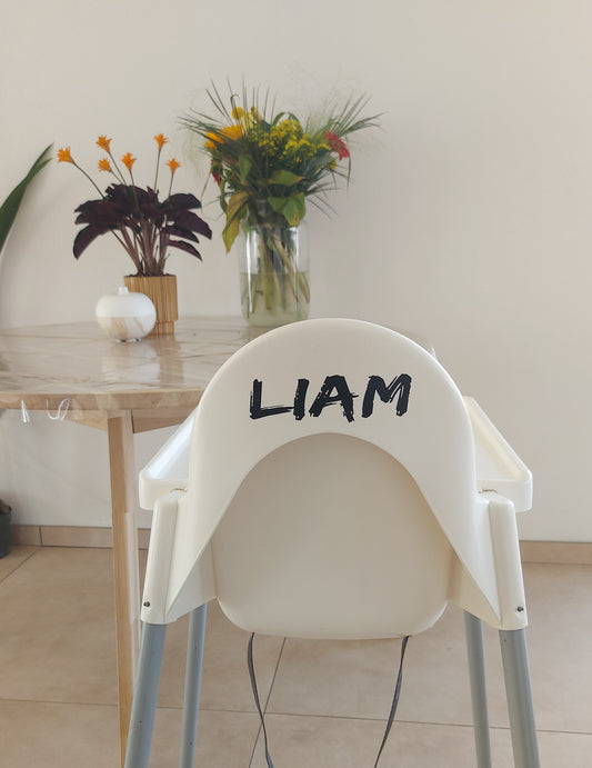 Naamsticker kinderstoel lettertype Liam